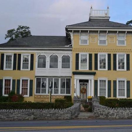 Ej Bowman House Bed & Breakfast Lititz Exteriör bild
